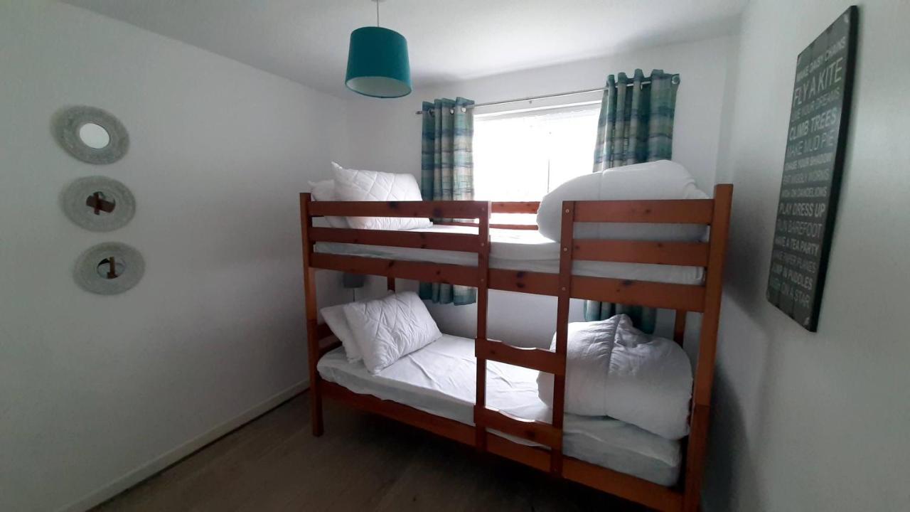 2 Bedroom To Yourself, Free Parking, Dogs Welcome Appartamento